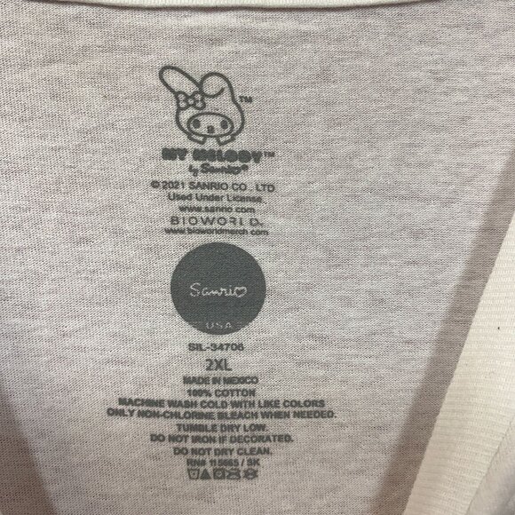 My Melody Strawberry Milk Carton T-Shirt 2XL - Picture 4 of 4